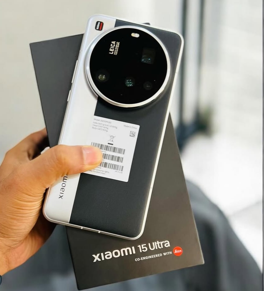 Xiaomi 15 Ultra smartphone with powerful camera and stunning design