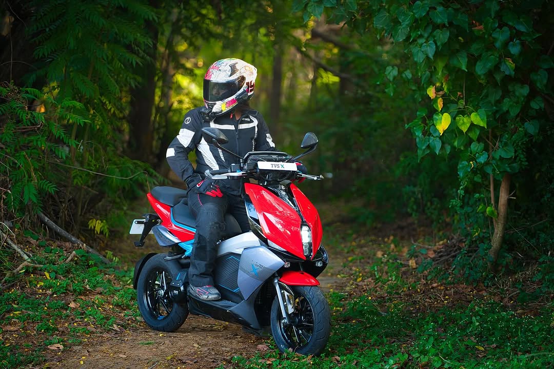 TVS X Electric Scooter का नया मॉडल 2025 में लॉन्च