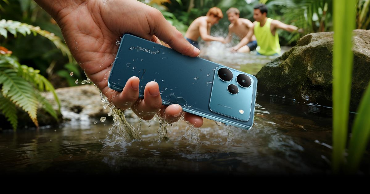 "Realme P4 Pro 2025 smartphone with 200MP camera, Snapdragon 8 Gen 4 processor and premium design"