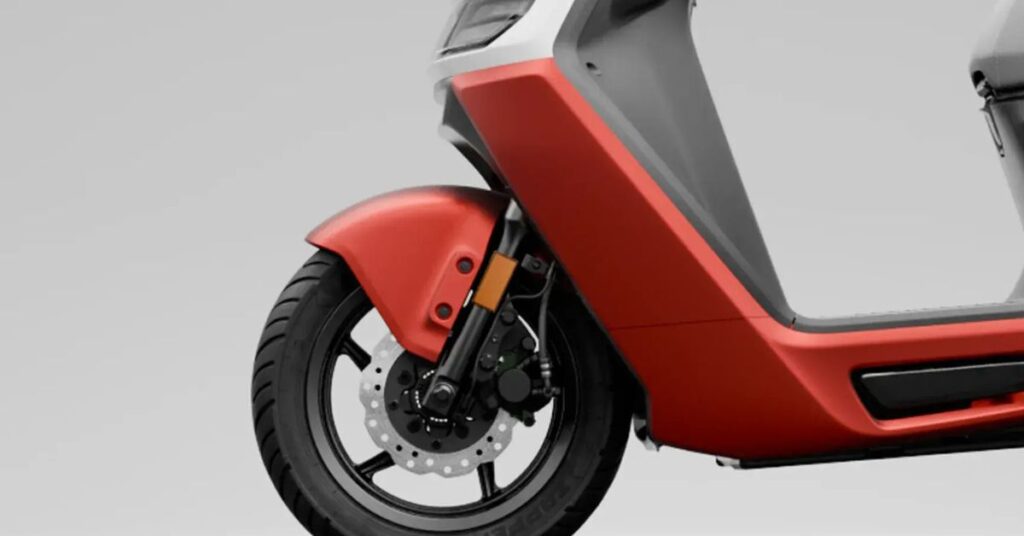 Ather Rizta 2025 नए रंगों की जानकारी